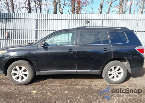 2012 Toyota Highlander Se V6 from USA, damaged, VIN 5TDBK3EHXCS104502